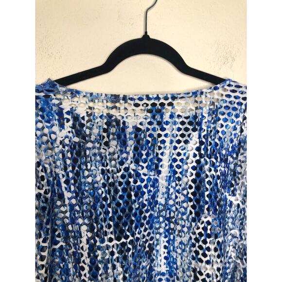 Ali Miles Blue White Abstract Mesh Overlay Tunic Top XL Beach Resort Wear Travel - Picture 12 of 16
